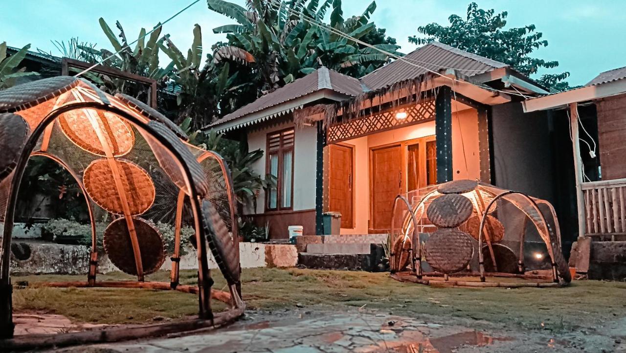 Lontart Guesthouse Nggorang Экстерьер фото